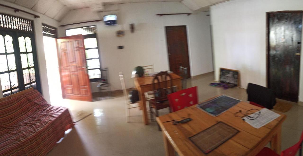 Rituale Guest House - Surf & Yoga Mirissa Ngoại thất bức ảnh